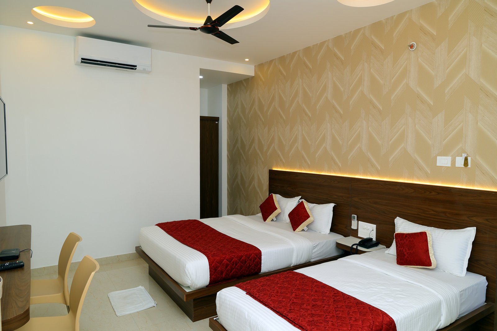 Deluxe Triple Room